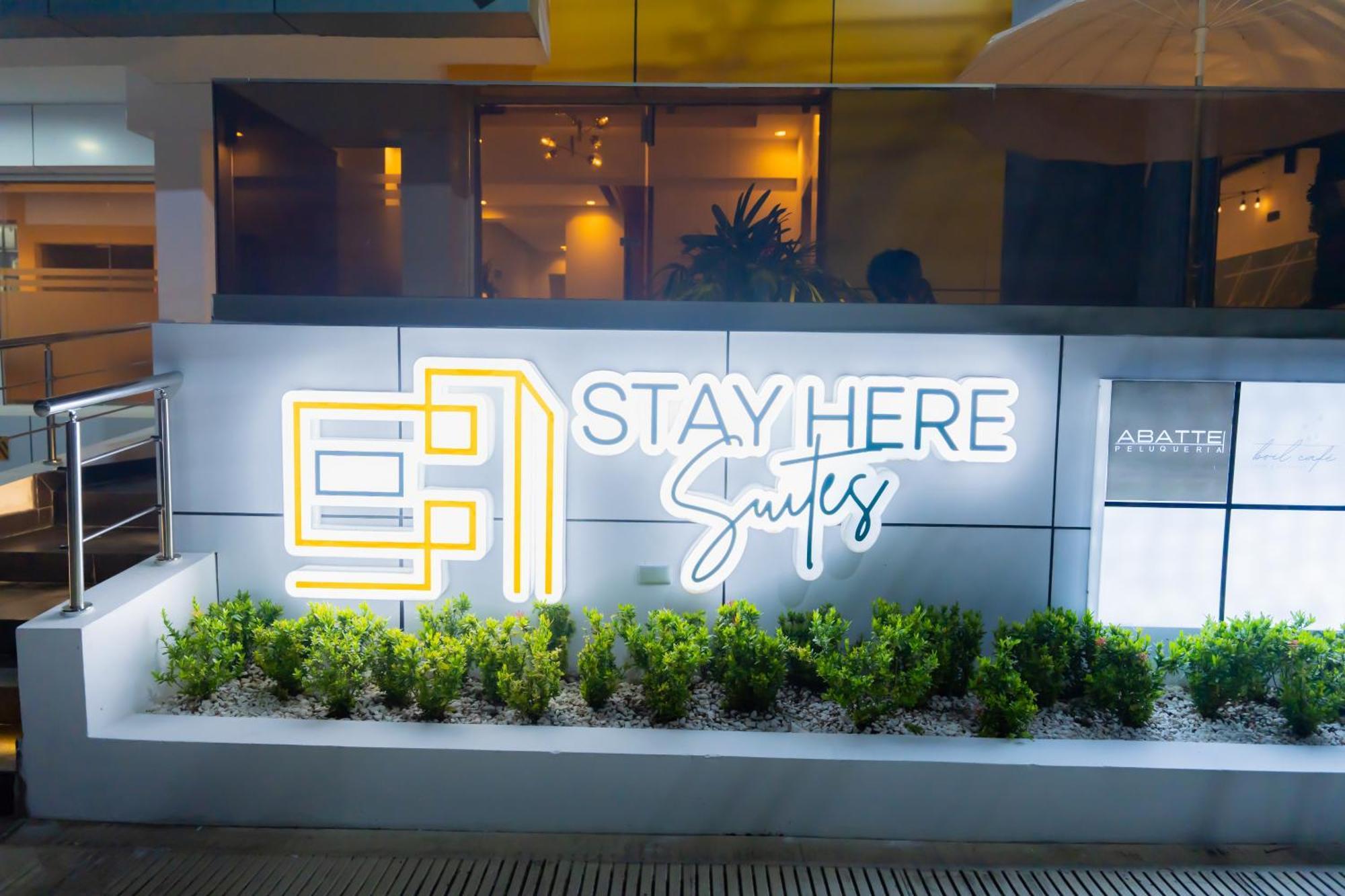 Hotel Stay Here Suites Santo Domingo Exterior foto