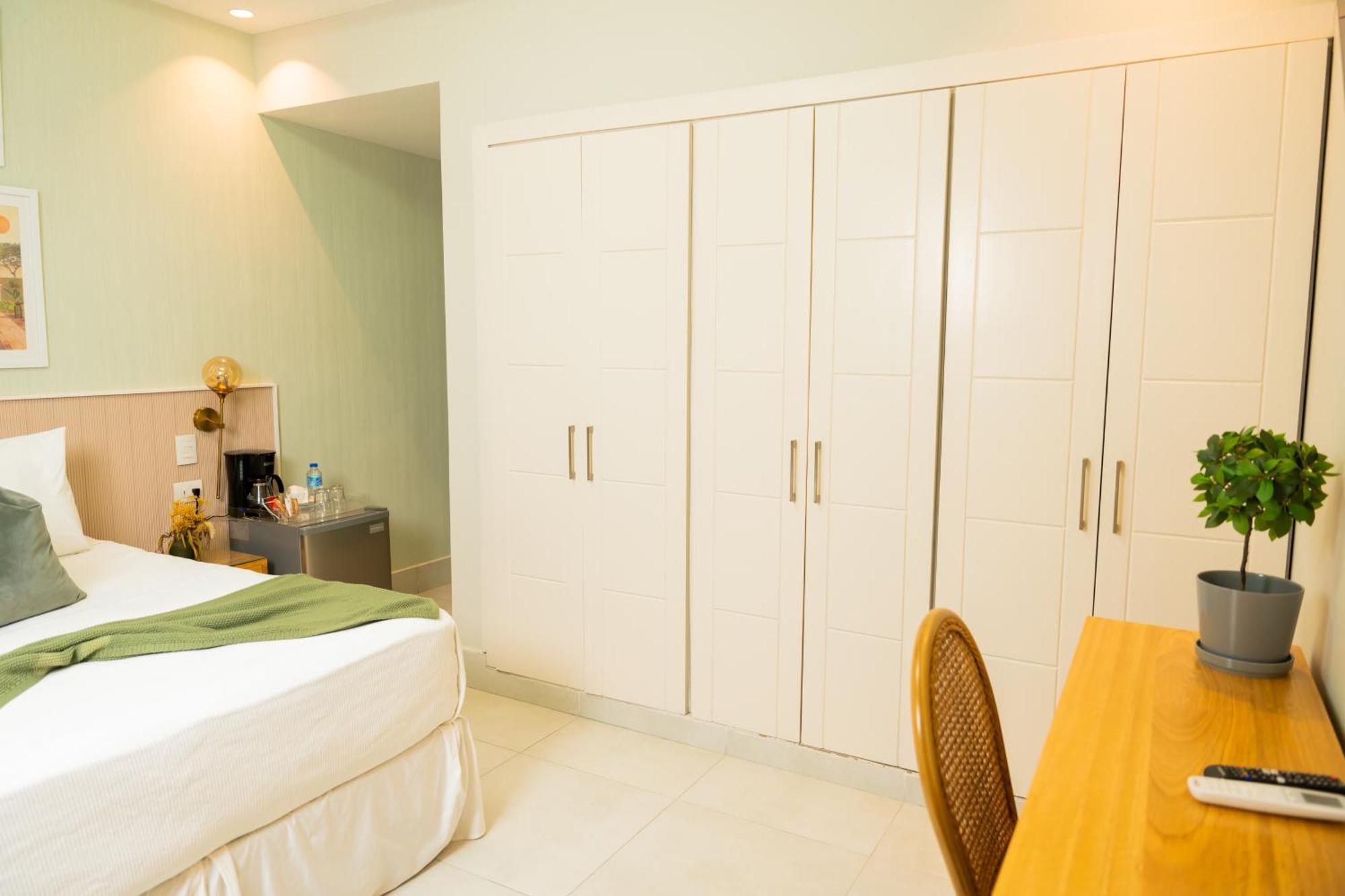 Hotel Stay Here Suites Santo Domingo Exterior foto