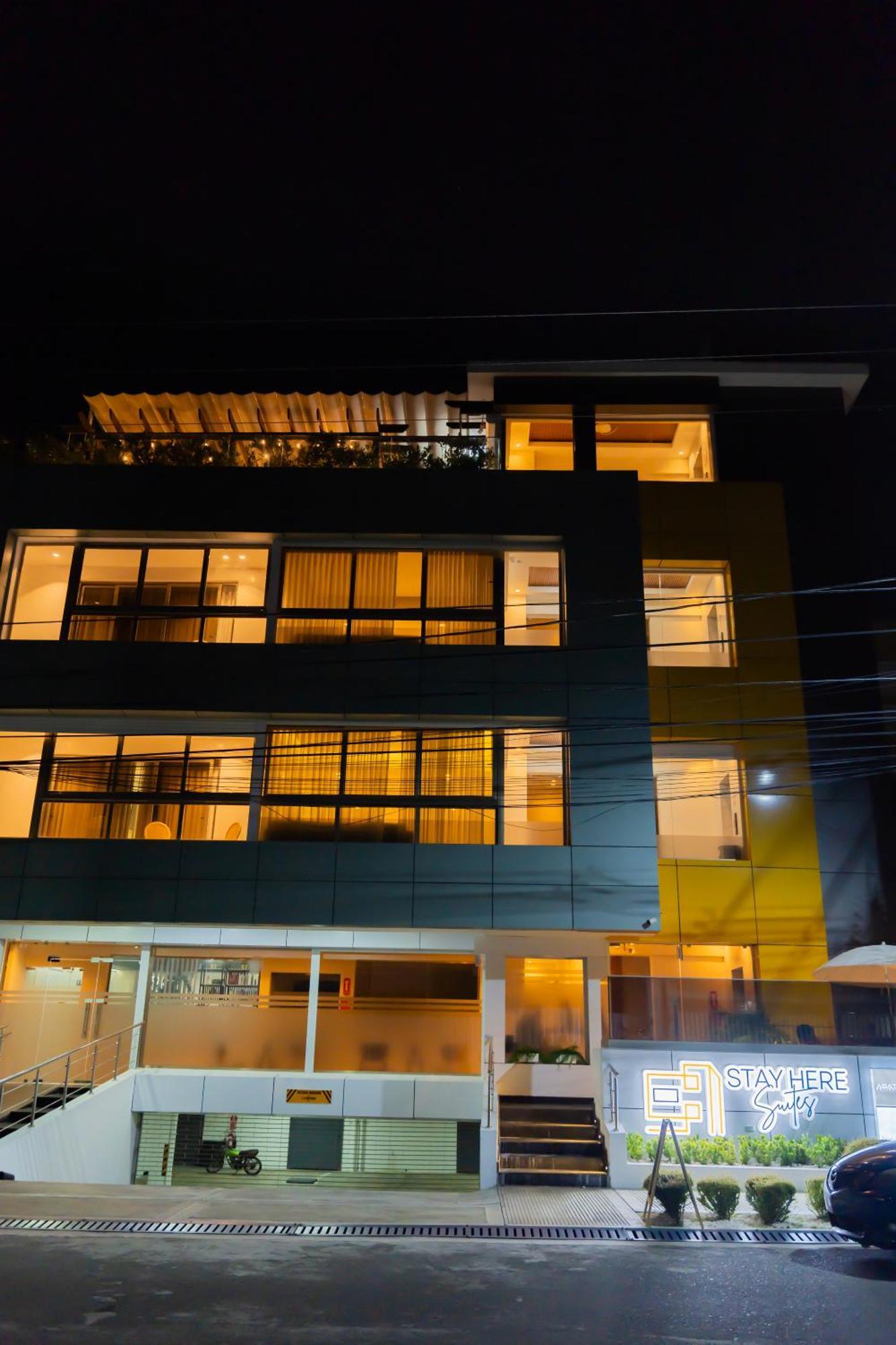 Hotel Stay Here Suites Santo Domingo Exterior foto